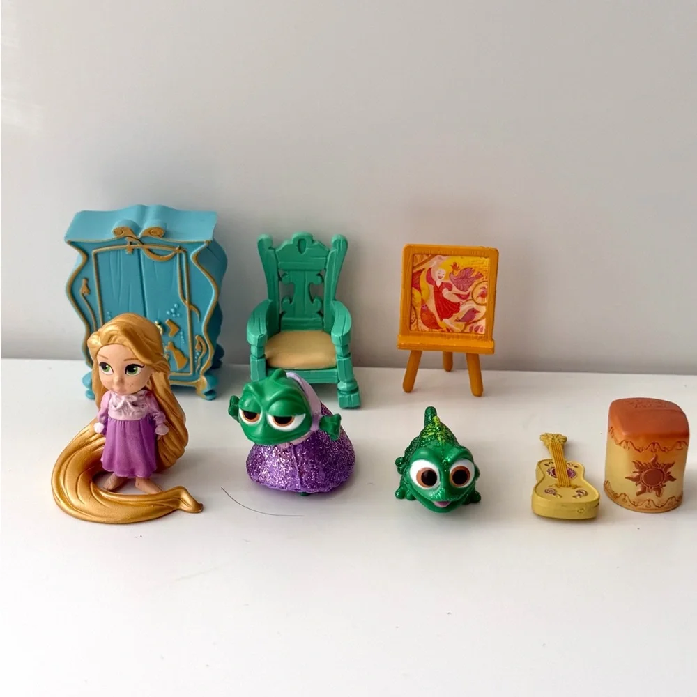 DISNEY Animators' Rapunzel Micro Playset, Tangled Disney Collection Littles